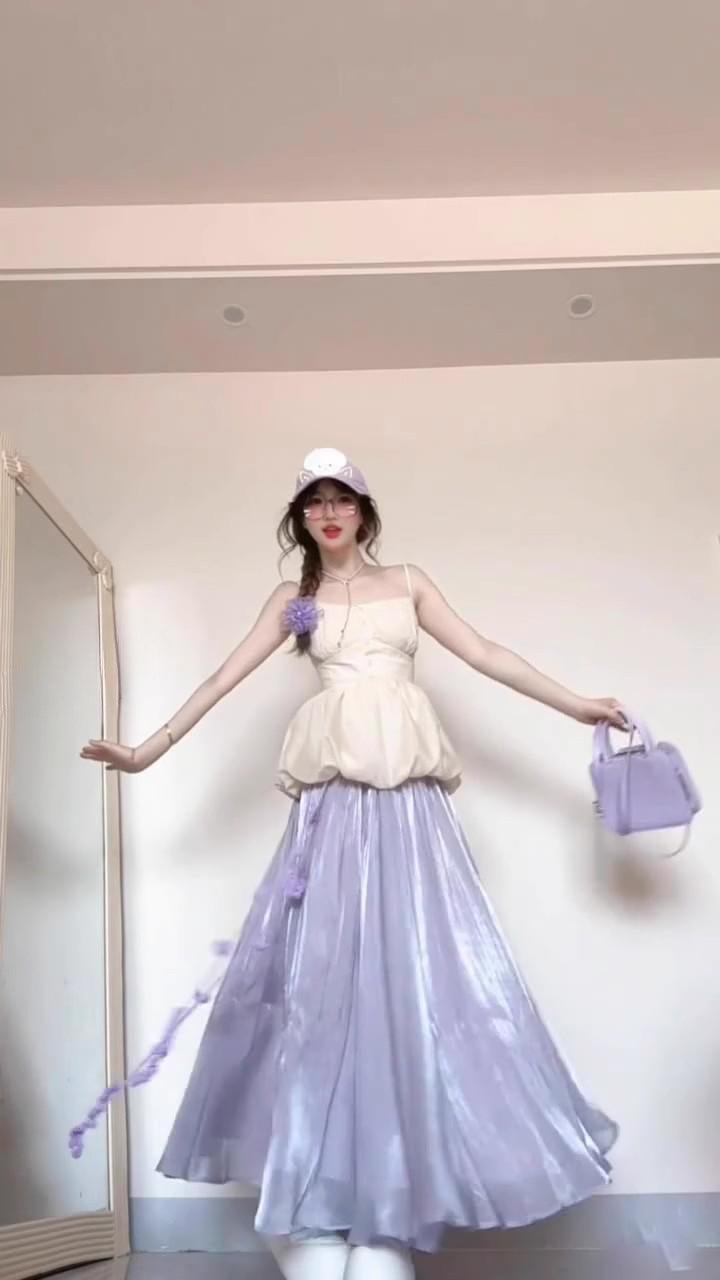 Pure Desire Sweet Spicy Girl Set for Women Summer Flower Bud Strap Top Outfit Purple Stunning Half Skirt Fashion Two-Piece Set