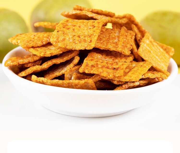 Spicy Pepper Flavor Crispy Potato Chips Crispy Rolls Salted Potato Sticks Internet Celebrity Office Snacks Individually Packaged