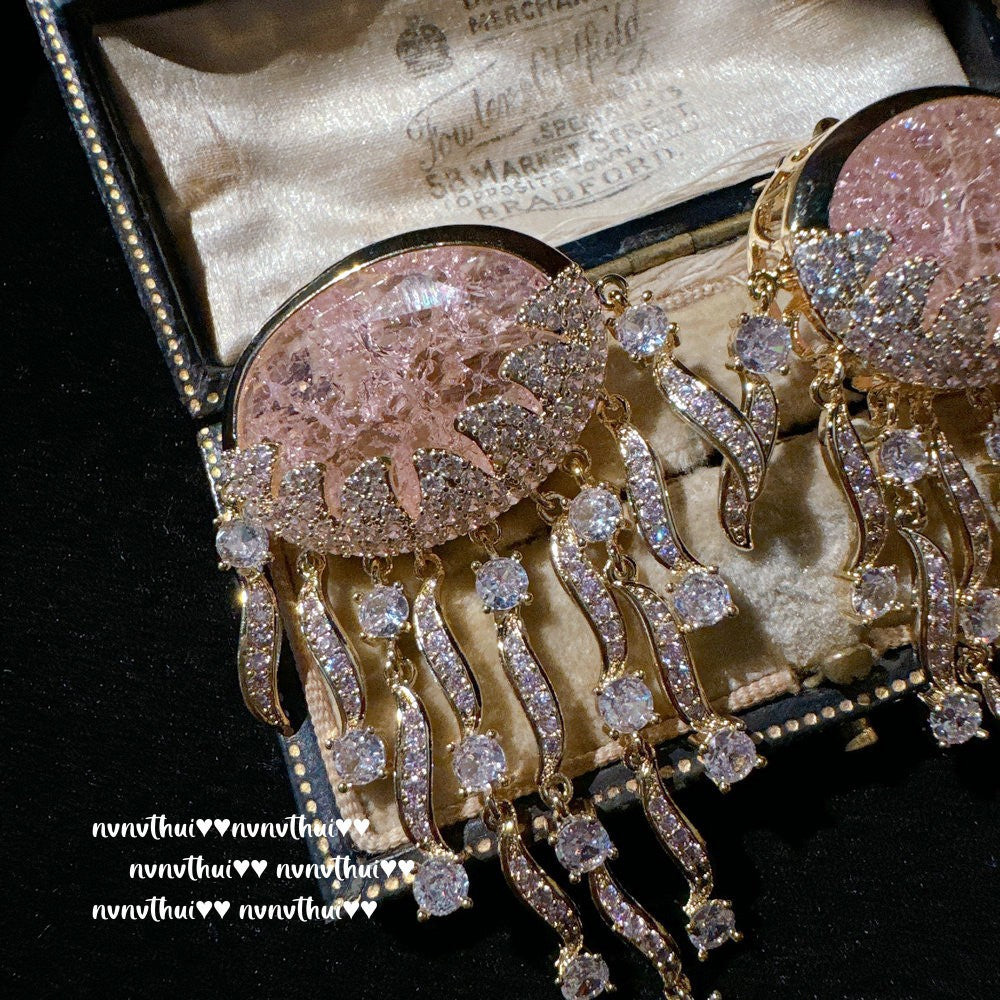 Sparkling Paphos Cloud Pattern Jellyfish Tassel Gemstone Earrings The Joy of a Rich Woman Egg-shaped Princess Pink Earrings