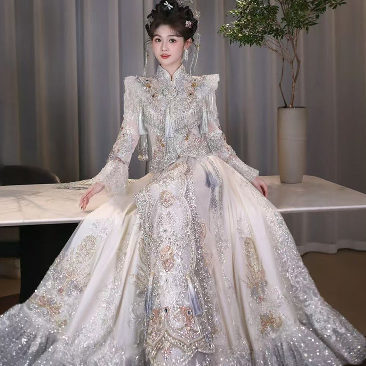 High-end silver Xiuhe Clothing New Model Rental Super Fairy2025Bridal Light Luxury Toast Dress Heavy Craft Dress Rental