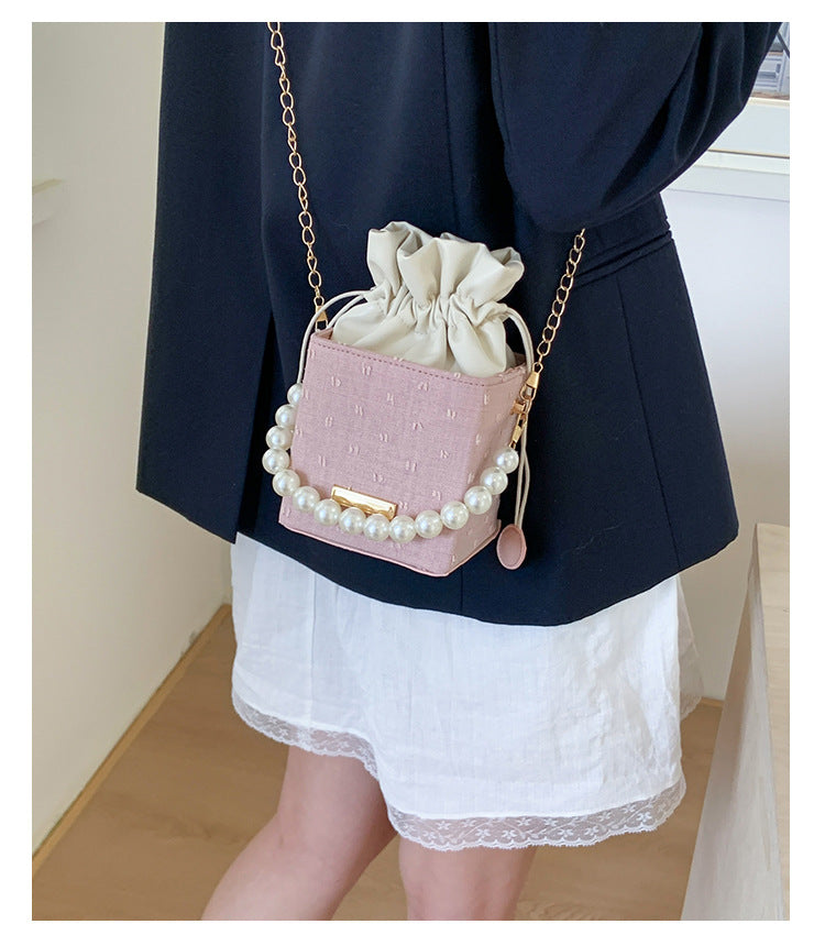 Autumn Small Bag2025New Trendy Fashionable Versatile Pearl Handbag High-Quality Texture Crossbody Bag