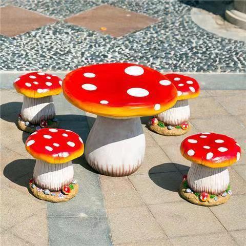 Outdoor fiberglass mushroom table and chair ornament Yard Table Courtyard Garden Kindergarten Garden Landscape Sculpture Ornament