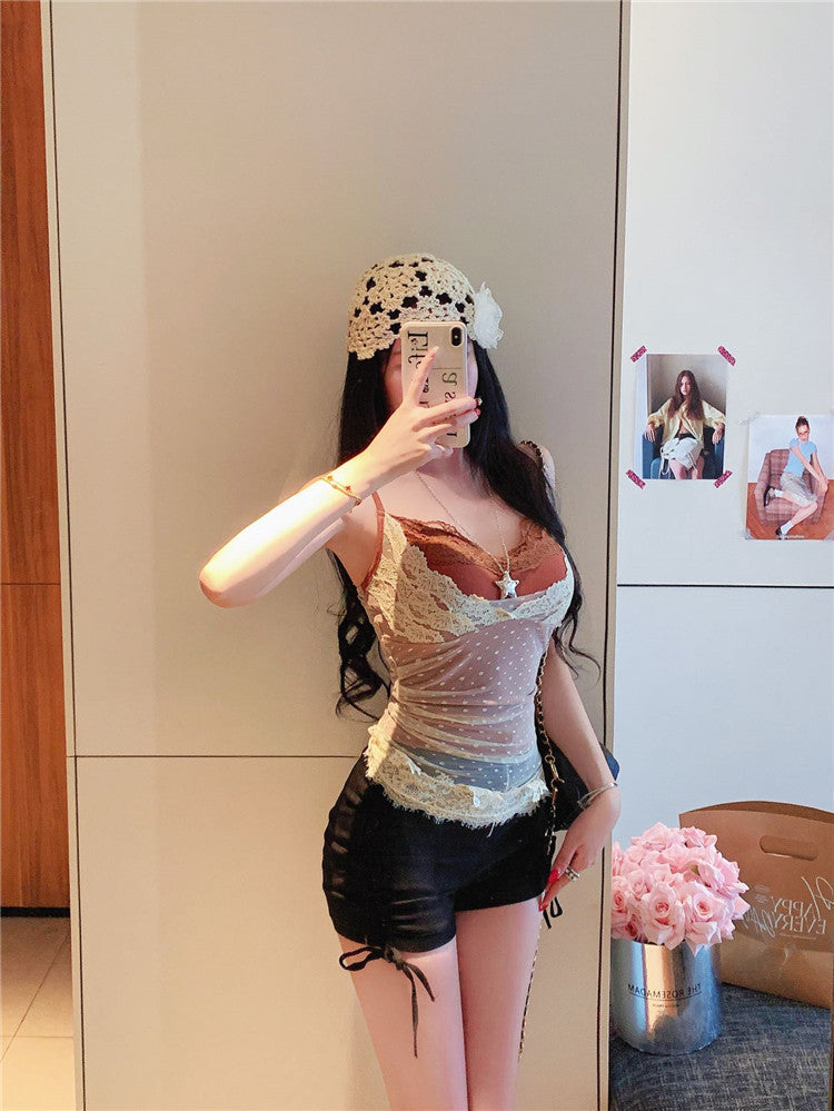 Lace Patchwork Mesh Fake Two-Piece Design Camisole with Chest Pads for Women, Slim Fit, Wearable Outside Top for Hot Girls
