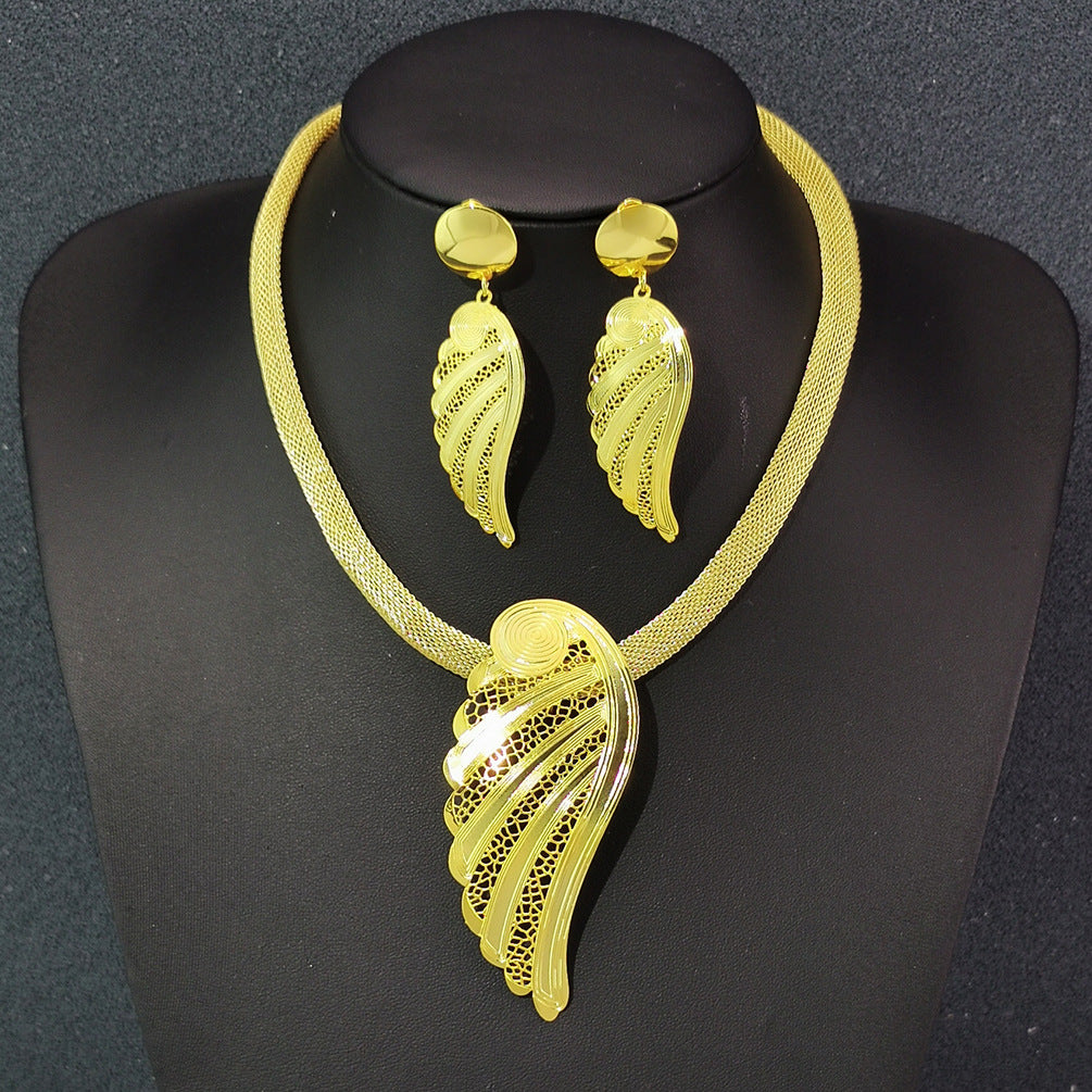 Various Dubai Sets for Women24K Gold Color Big Flower Pendant Necklace and Earrings Wedding Party African Set