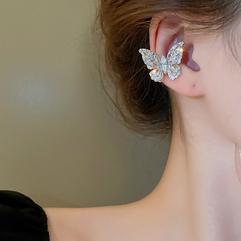 Diamond-encrusted Pearl Heart Tassel Ear Clip Artistic Retro French Ear Cuff Fashionable and Elegant Light Luxury Earrings Wholesale