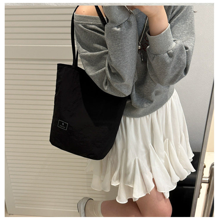 Foreign Trade New Solid Color Women's Bag Wholesale Large Capacity Women's Shoulder Bag Crossbody Bag ins Fashionable Versatile Commuter Bag