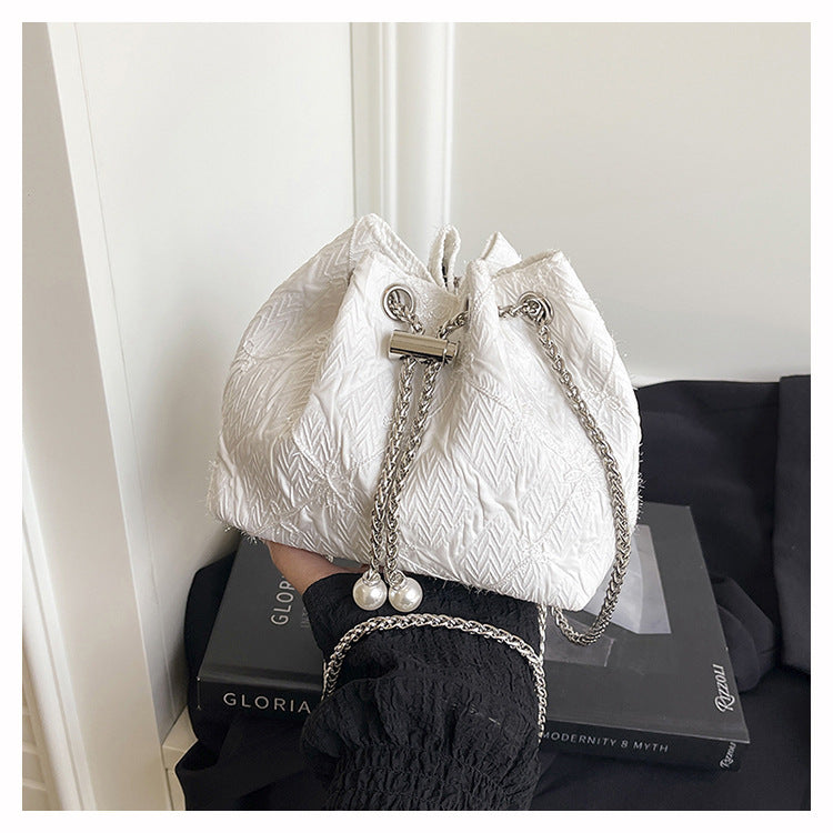 Cross-border Drawstring Bucket Small Bag for Women2025New Stylish Pleated Flower Bag Fashionable Round Chain Crossbody Bag