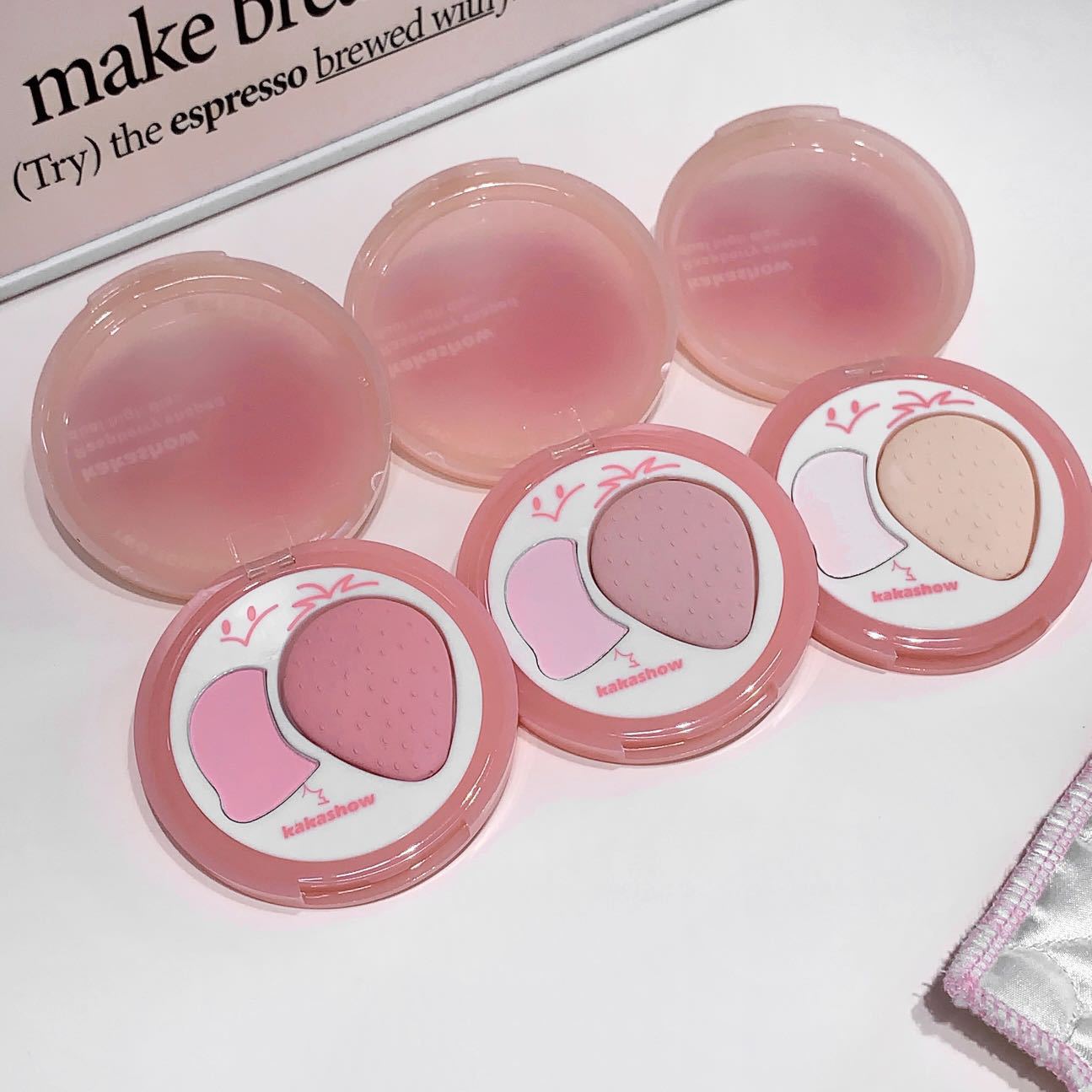 kakashow Raspberry-Shaped Dual Highlight Palette Low Saturation Cherry Blossom Pink Blush Eyeshadow Face Brightening Contouring C574