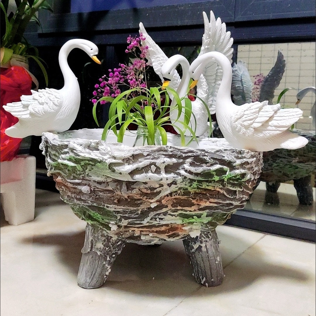 Creative Villa Outdoor Landscape Ornament Resin Green Radish Flower Pot Garden Courtyard Swan Pot Hydroponic Green Plant Container