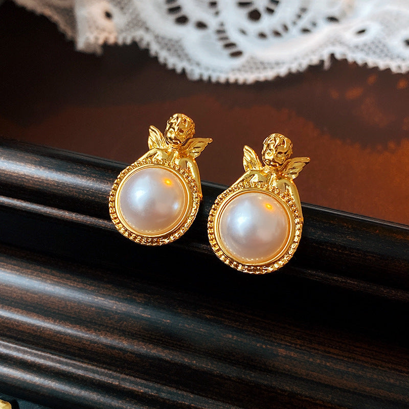 Medieval vintage Silver Needle Stud Earrings Elegant Light Luxury Palace Style Pearl Earrings Versatile High-end Vintage Earrings