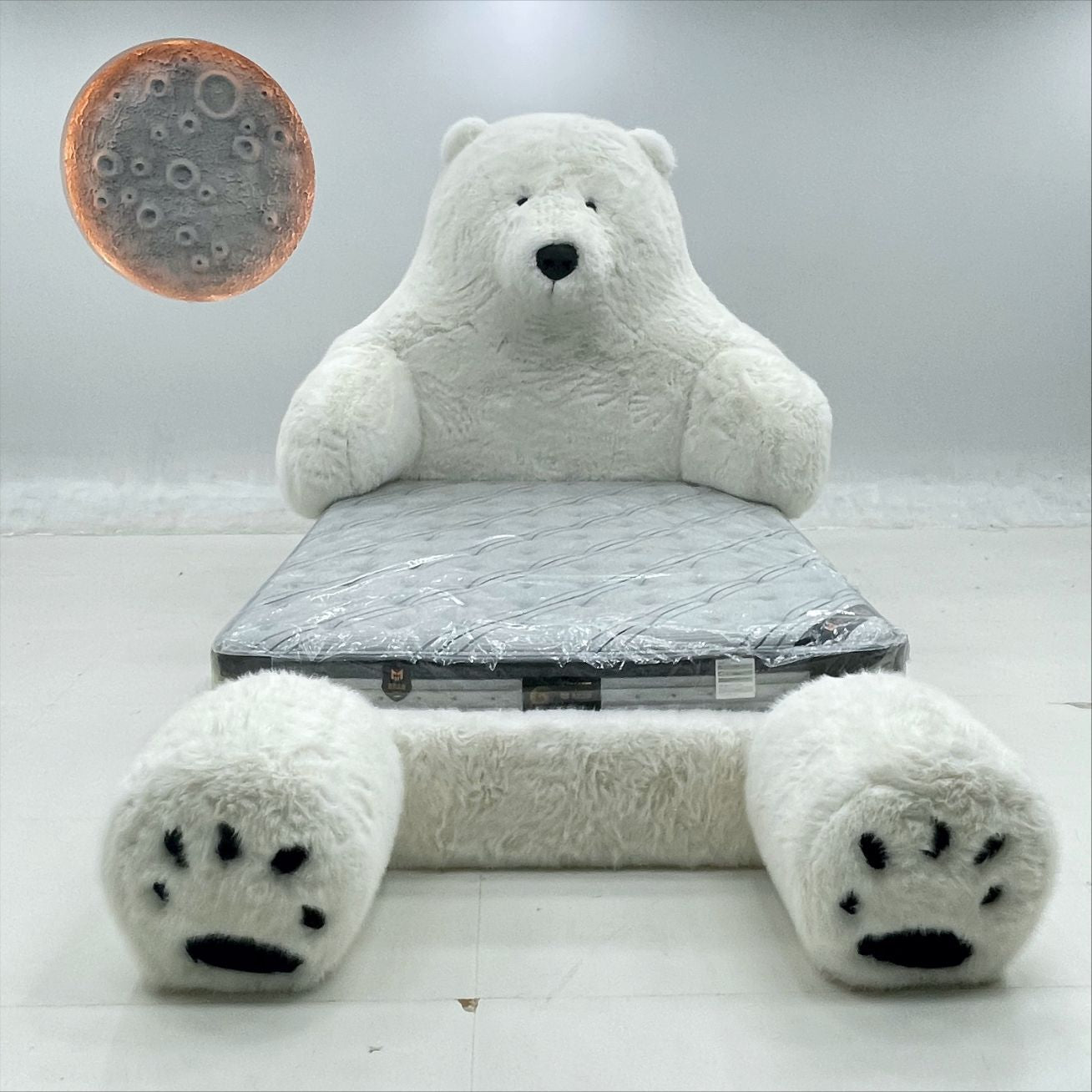 Internet Celebrity Creative Large Two-Dimensional Animal Polar Bear Monster Bed Genuine Leather Fabric Plush Light Luxury Minimalist Cream Bed