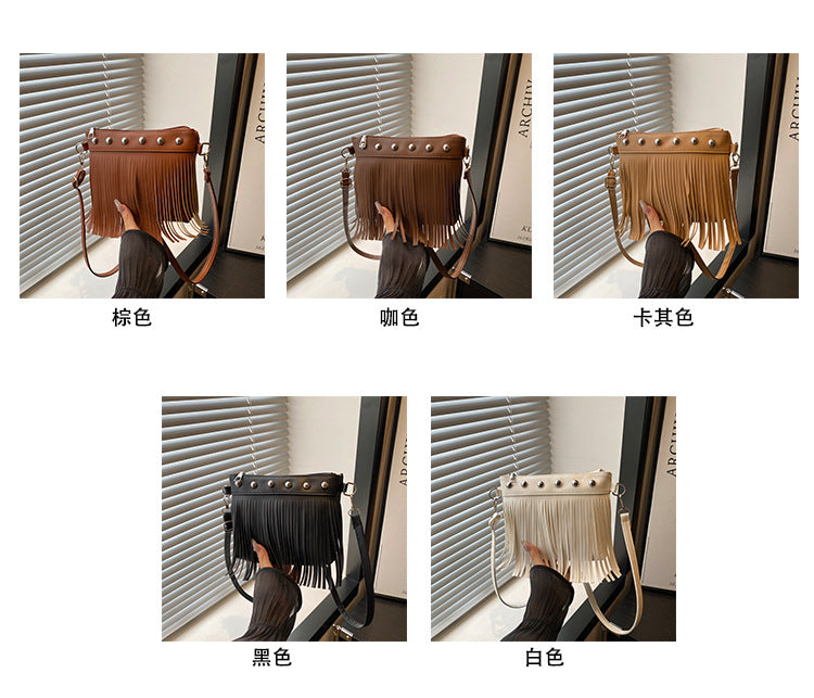 French retro tassel commuter bucket bag for women2025Summer new cross-border style soft shoulder crossbody tassel bag