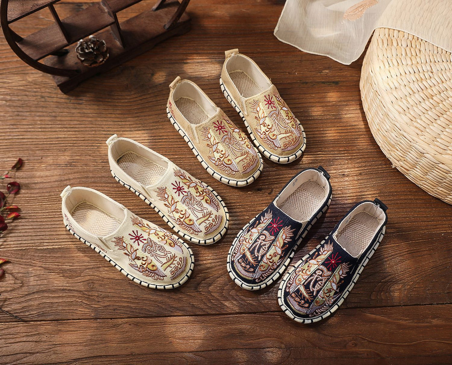 Old Beijing Traditional Cloth Shoes for Children, Thousand-Layer Sole Embroidered Cloth Shoes, Spring and Autumn Ancient Costume Hanfu Shoes, Ethnic Style Boys' Shoes