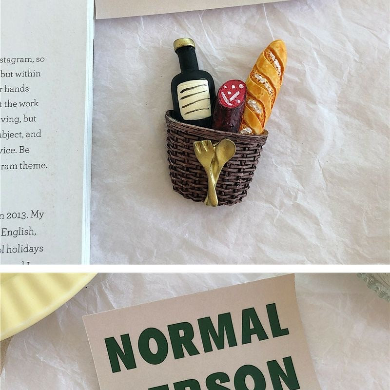 *Beautiful Little Aunt* Refrigerator Magnet 3D Creative Magnetic Sticker Simulation Food Bread Message Sticker Magnetic