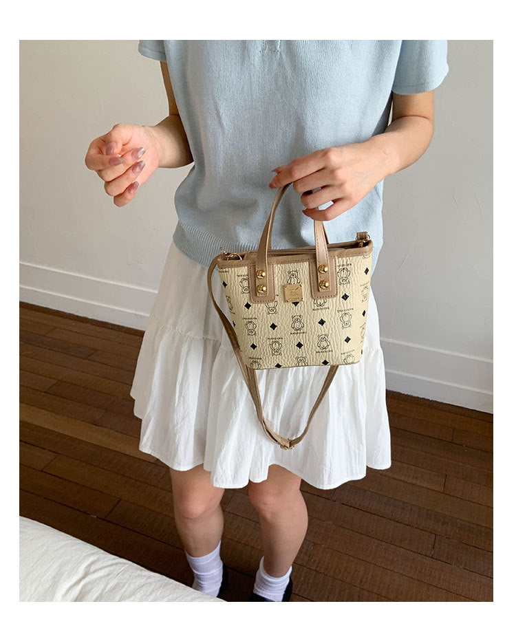 Large Capacity Stylish Versatile Korean Version ins Women's Bag2025New fashionable and high-end one-shoulder tote bag