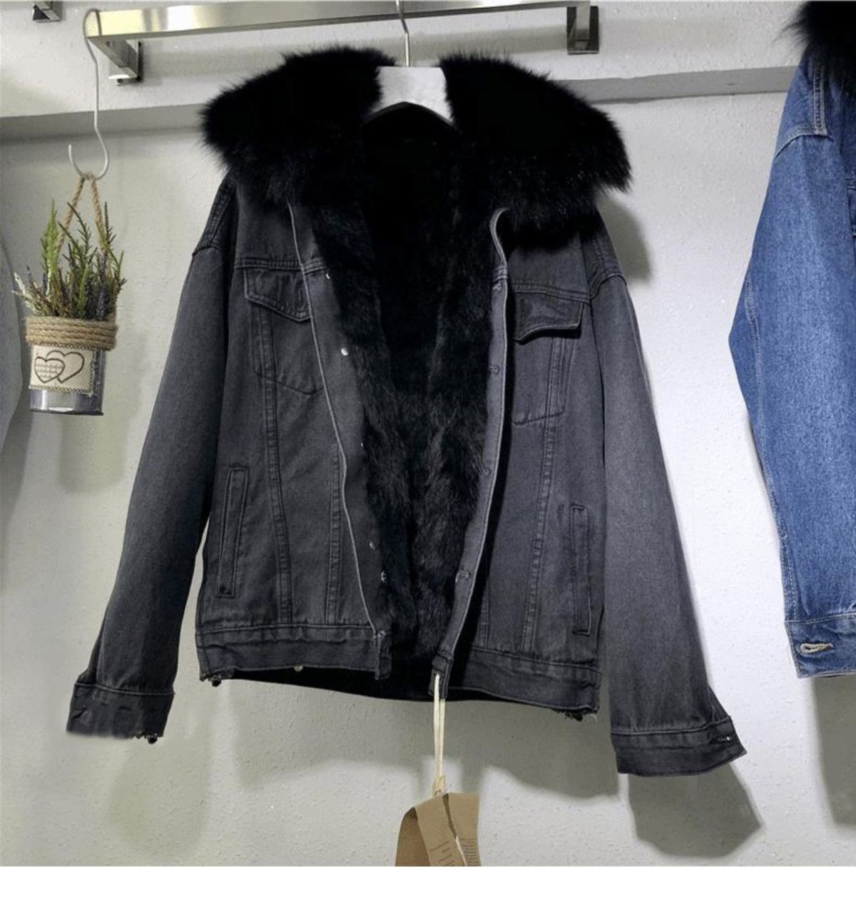 In-stock Short Cotton Jacket2025Winter Fleece-Lined New Cotton Jacket Loose Korean Style Denim Fur Collar Thickened Coat for Women