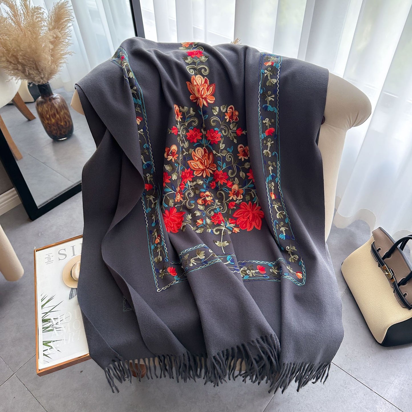 Bright Red Gold Thread Embroidered Scarf for Women Winter Versatile Wool Thickened Warm Cashmere Large Shawl for Women Dual-use Outerwear