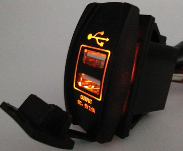 5 V 3.1 A Dual USB Car Charger with Switch - Universal Phone Charging Adapter
