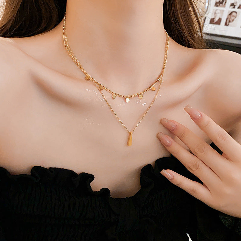 18K Real Gold Plated Moon Heart Pendant Necklace Simple Versatile Elegant Collarbone Chain Light Luxury High-End Necklace