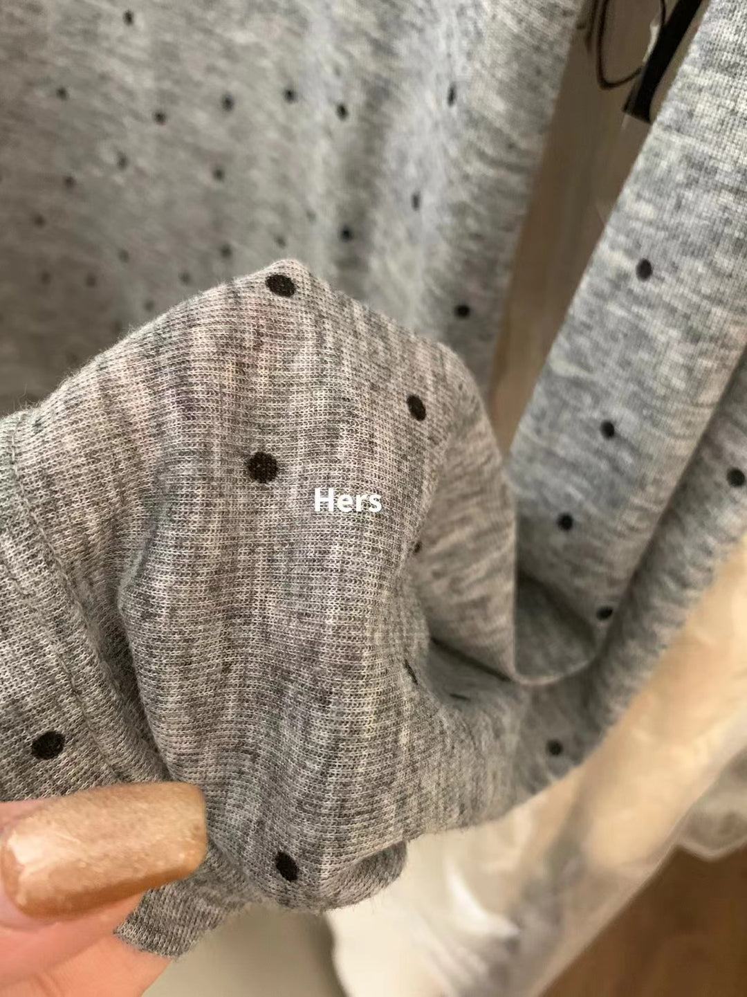 Hers春季新款波点套头软软糯糯修身简约圆领韩版防晒打底长袖上衣