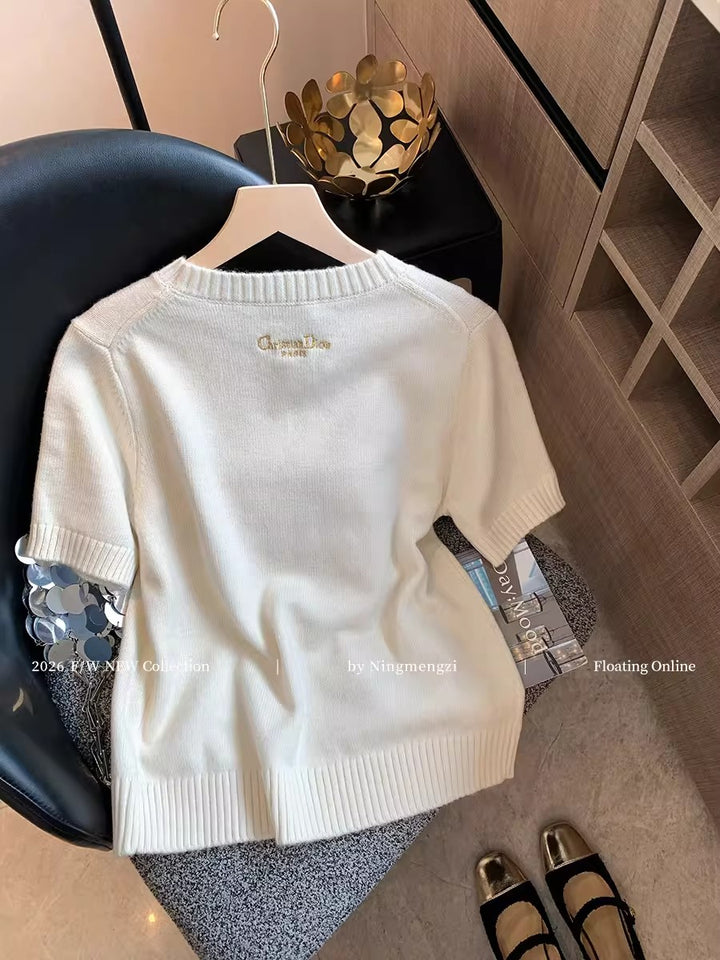 White Small Floral Short Sleeve Sweater Women New Premium Feel Elegant Slimming Top