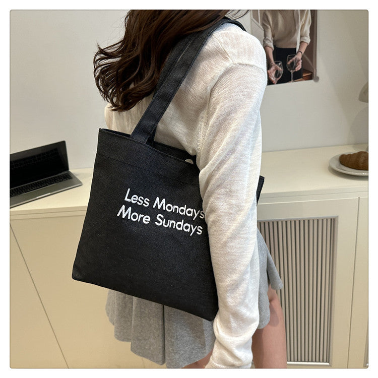 Vintage American Style Canvas Bag ins Large Capacity Student Commuter Artistic Single Shoulder Bag for Class Tote Bag for Women