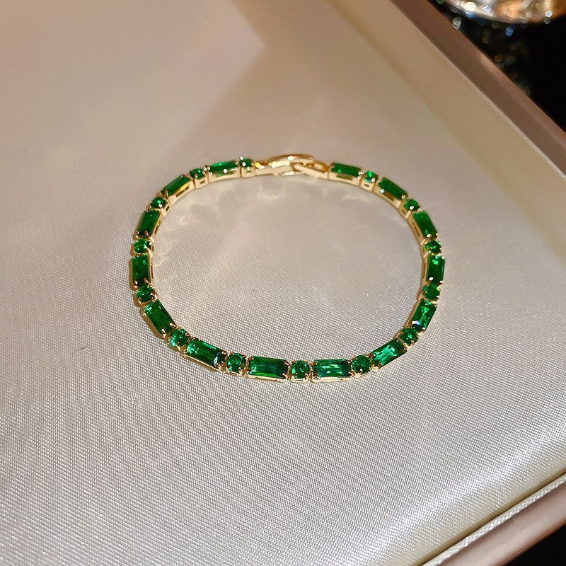 Medieval vintage Geometric Zircon Bracelet Simple Fashionable Elegant Versatile Bracelet Design Sense Niche Jewelry for Women