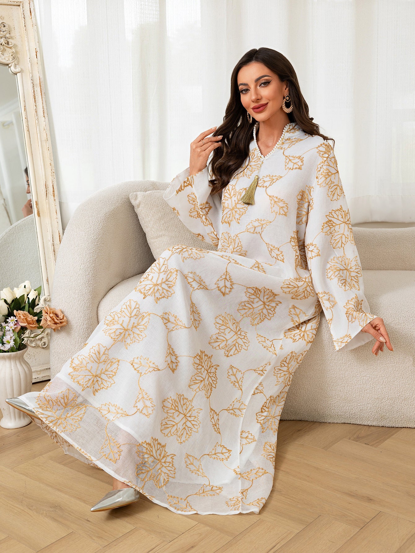 Cross-Border New Leaf Embroidery Tassel Middle Eastern Muslim Clothing Long Dress Fashion Elegant Cover-Up Dress Robe