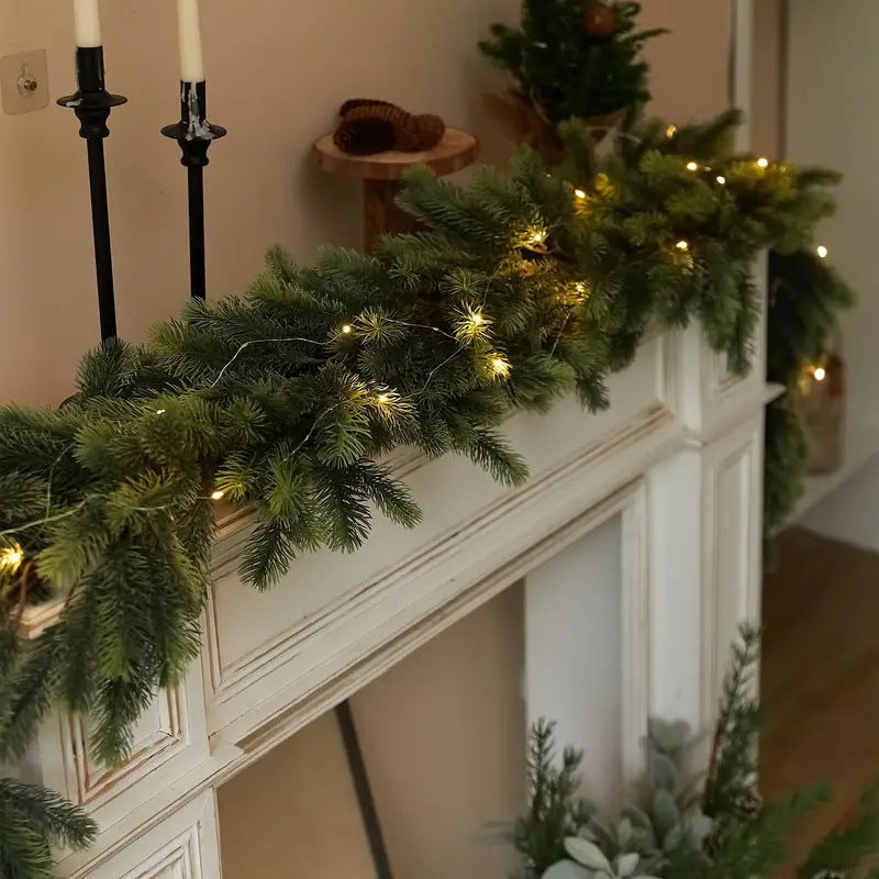 Artificial Pine and Cypress Wreath PE Encrypted Christmas Vine Artificial Christmas Tree Vine Leaves Pine Needles Door Hanging Christmas Decorations