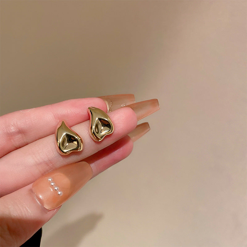 Silver Needle Metal Earrings High-end Simple Stud Earrings Fashion Versatile Light Luxury Unique Niche Earrings Yiwu Wholesale