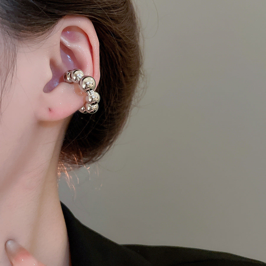 Diamond-encrusted Pearl Heart Tassel Ear Clip Artistic Retro French Ear Cuff Fashionable and Elegant Light Luxury Earrings Wholesale