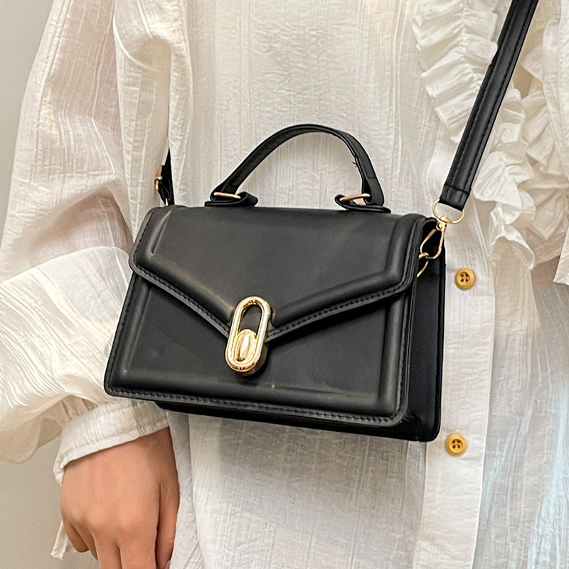 Fashionable and Elegant Small Square Bag2025Summer New Korean Style Niche Casual Commuter Crossbody Bag Trendy Shoulder Bag