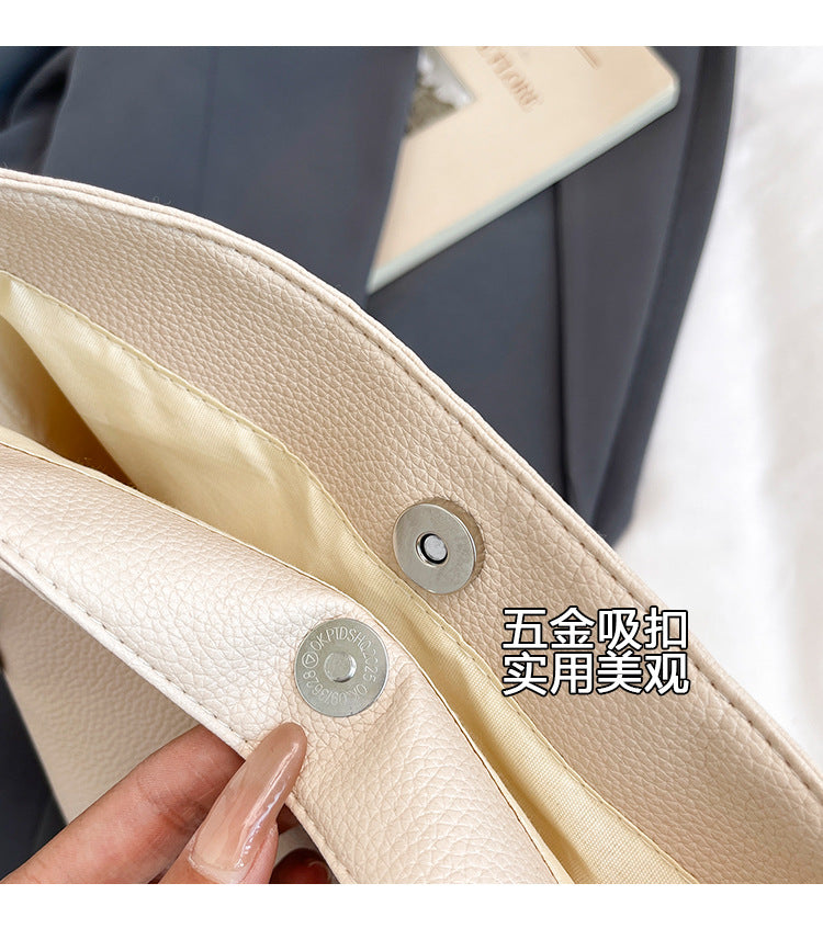 Women's Commuter Tote Bag Versatile2024New Fashion Large Capacity Bucket Crossbody Bag High-end Single Shoulder Underarm Bag
