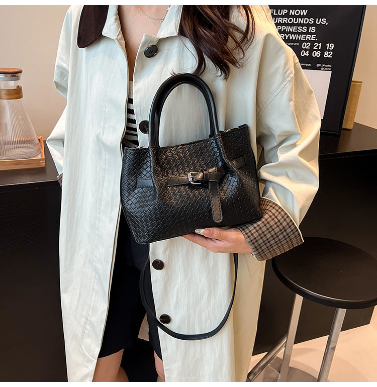 Korean style Niche Sweet Girl Handbag2025New high-end vegetable basket woven bag single shoulder crossbody bag