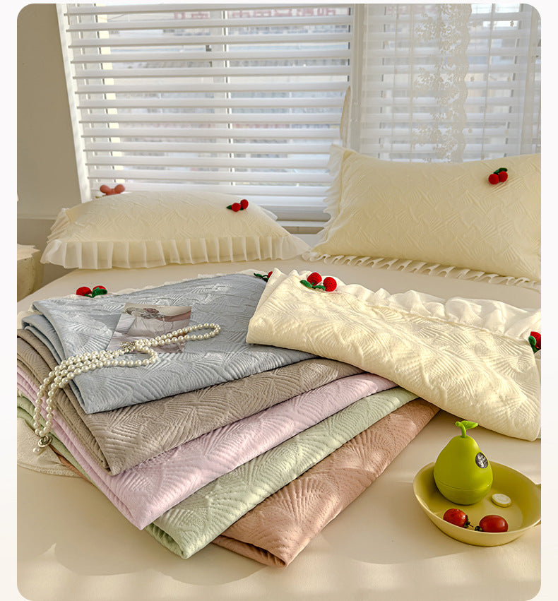 Summer Ice Silk Cooling Mat Lace Edge Cool Soft Mat Three-Piece Set Ethylene Fiber Ice Bean Mat Bed Skirt Style Bedding