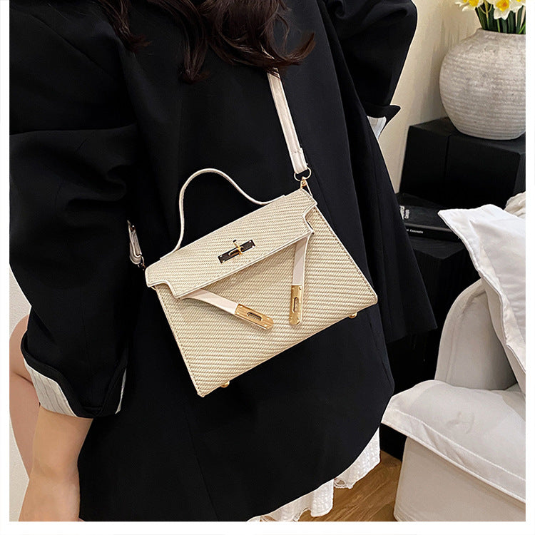Bag2024New Fashion Small Square Bag Texture PU Handbag Retro Simple Shoulder Bag Trendy Versatile Crossbody