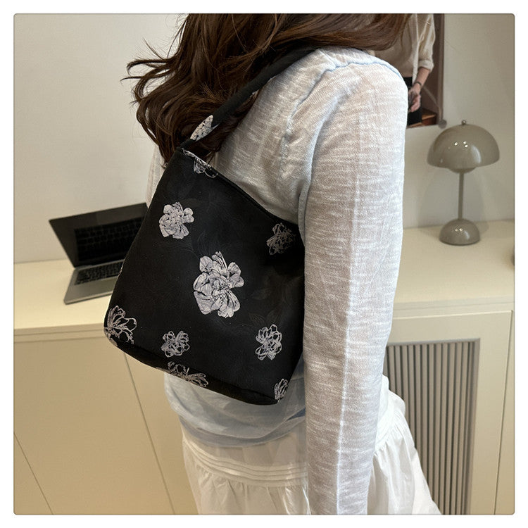 Lady's New Chinese Style Starlight Dream Tote Bag Black Shoulder Bag Embroidered Flower Vintage Handbag