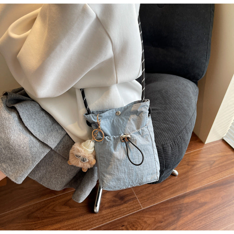 Internet celebrity ins Single Shoulder Crossbody Drawstring Small Bag2025Niche Fashion Lightweight mini Women's Nylon Phone Bag