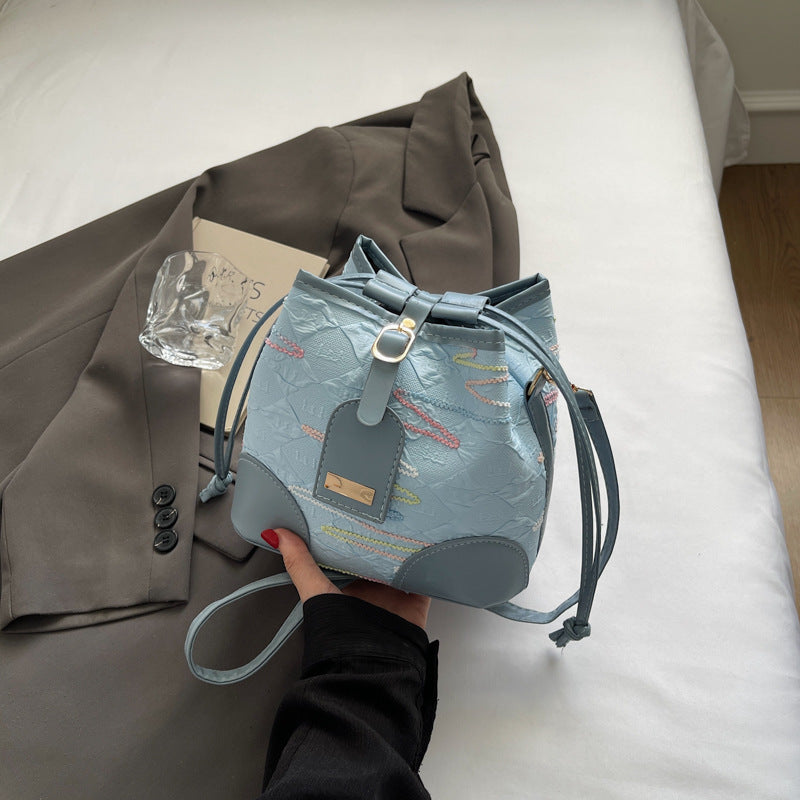 Drawstring Bucket Bag for Women New Style2025High-end Niche Super Popular Single Shoulder Bag Autumn Winter Versatile Crossbody Bag