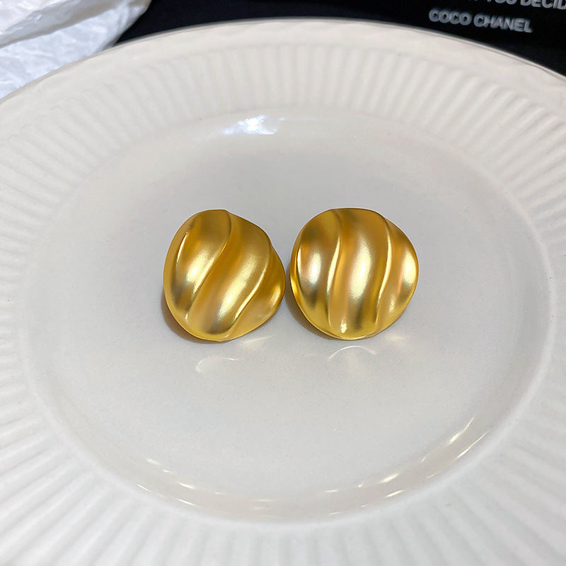 Silver Needle Metal Earrings High-end Simple Stud Earrings Fashion Versatile Light Luxury Unique Niche Earrings Yiwu Wholesale