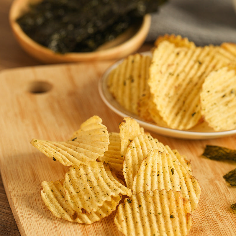 New goods imported from Indonesia Calbee/Calbee Portabi Seaweed Flavored Potato Chips68g Internet Celebrity Potato Chips Casual Puff Snacks