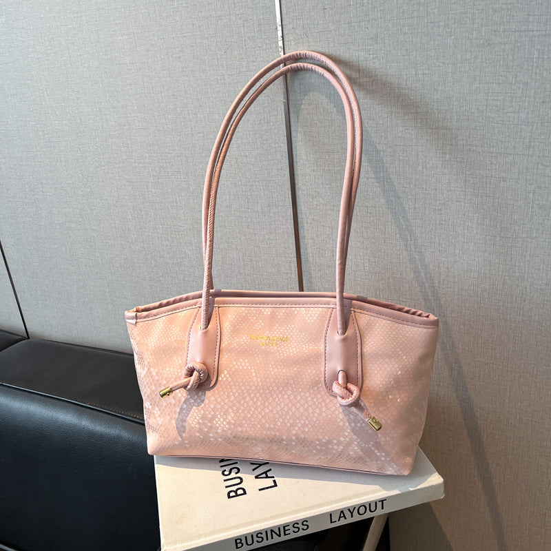 High-end stylish large-capacity women's bag2025New Spring and Summer Niche Single Shoulder Underarm Bag for Work and Commuting