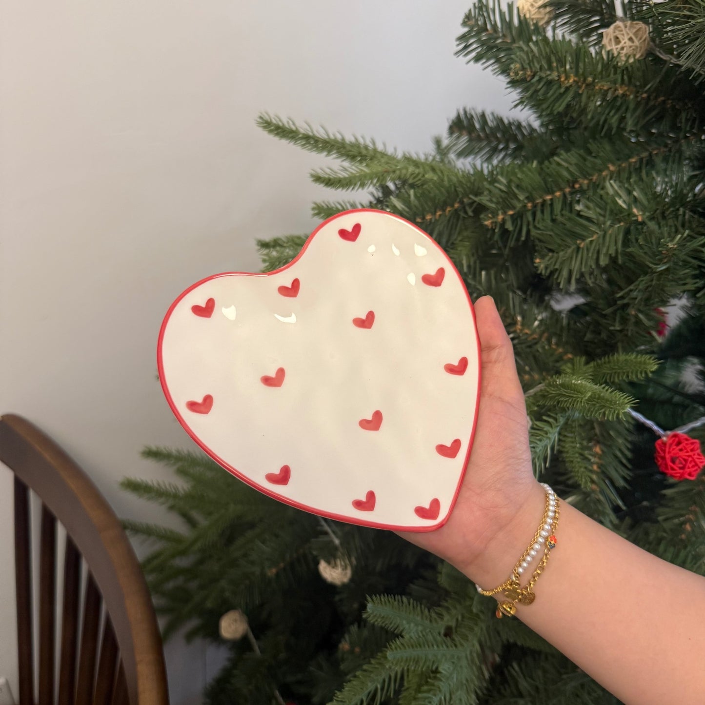 Korean Style ins Wind Hand-painted Heart Ceramic Cup and Saucer Hand Pinched Irregular Heart-Shaped Coffee Cup and Saucer Afternoon Tea Cup and Saucer