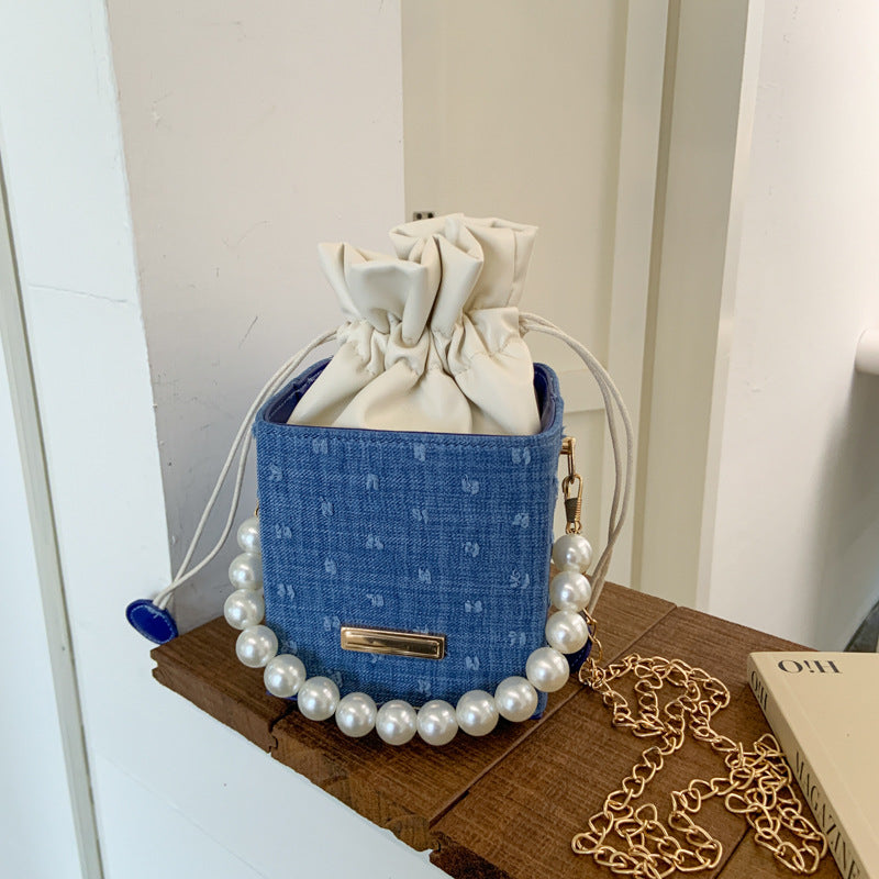 Autumn Small Bag2025New Trendy Fashionable Versatile Pearl Handbag High-Quality Texture Crossbody Bag