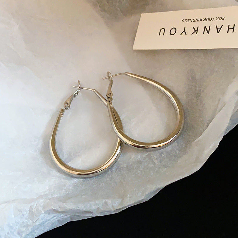 Silver Needle Irregular Round Earrings Simple Minimalist Style Fashion European and American Stud Earrings Elegant Light Luxury High-end Feel Earrings for Women