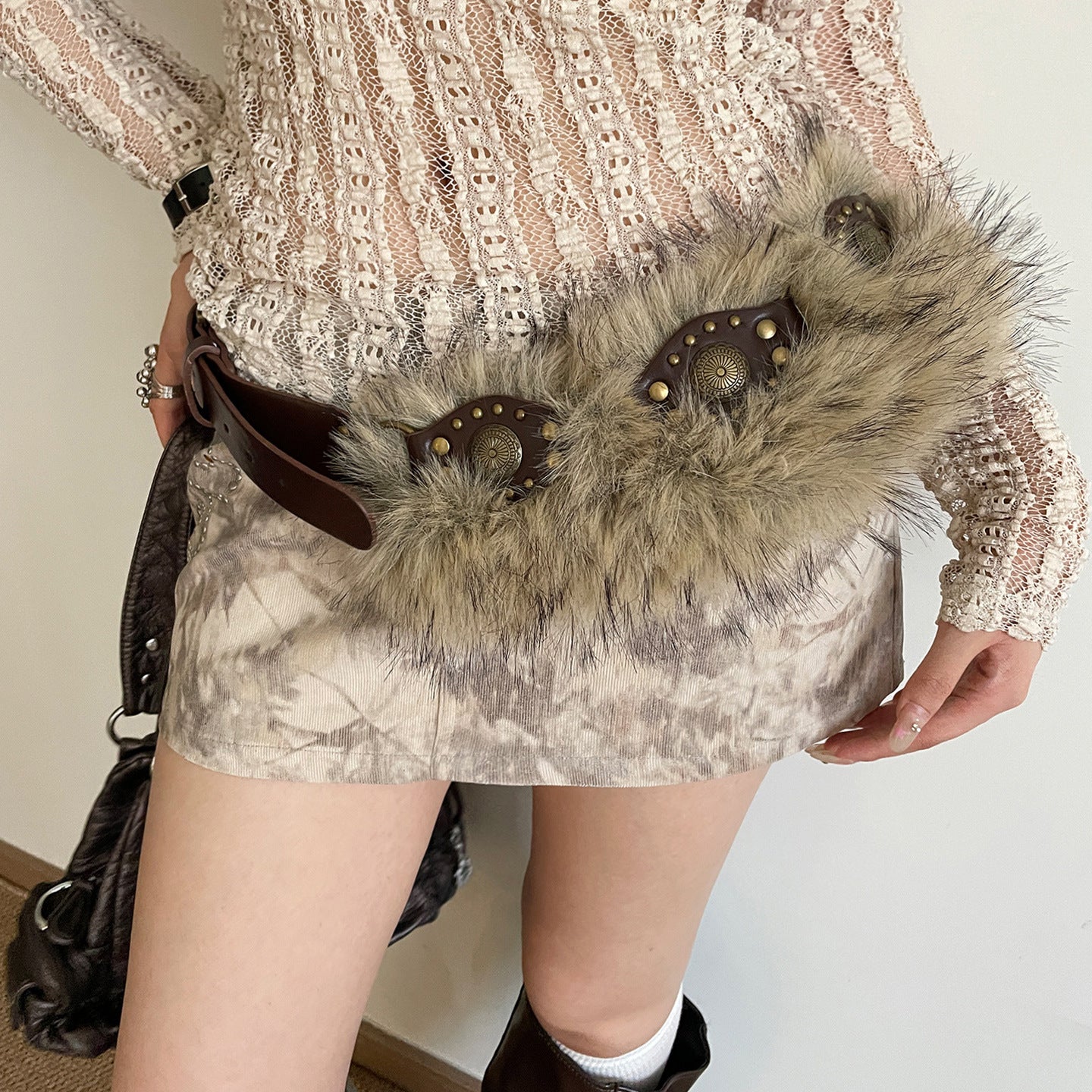 Vintage Western Style Brown Studded Belt for Women, Niche Design Flower Waist Rope for Dresses and Jeans, Waist Cincher Accessory