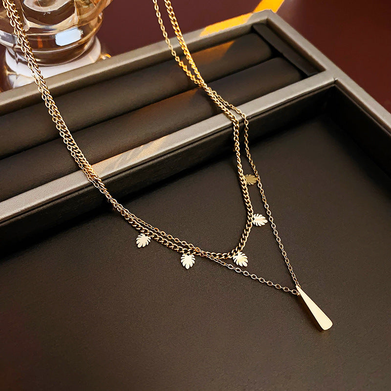 18K Real Gold Plated Moon Heart Pendant Necklace Simple Versatile Elegant Collarbone Chain Light Luxury High-End Necklace