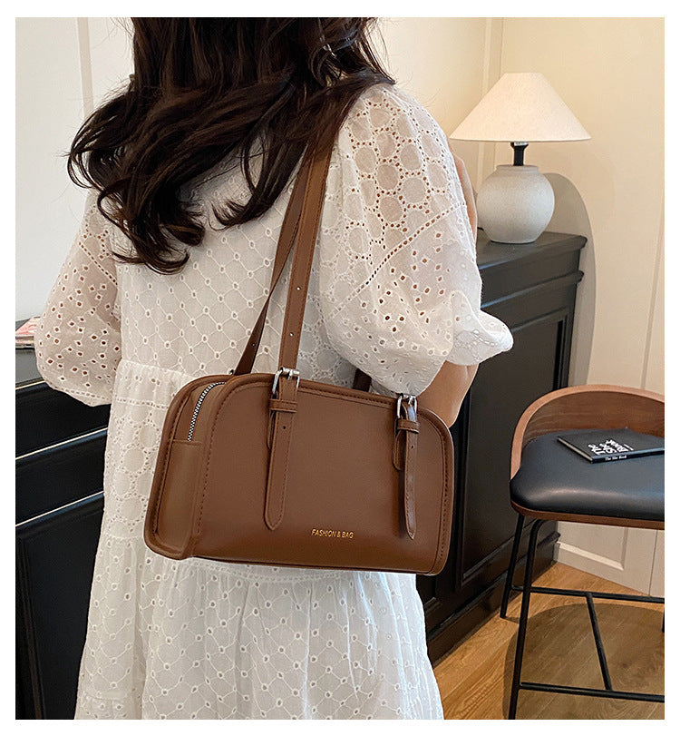 2025Spring New Crossbody Handbag Underarm Fashion Versatile Trendy Internet Celebrity Design High-Quality Texture Girlfriend Bag
