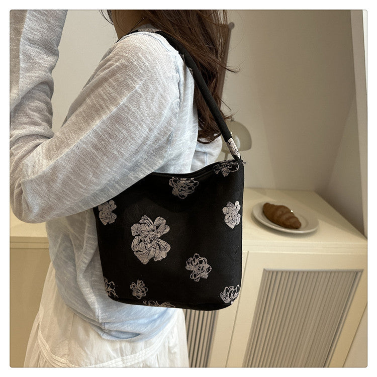 Lady's New Chinese Style Starlight Dream Tote Bag Black Shoulder Bag Embroidered Flower Vintage Handbag