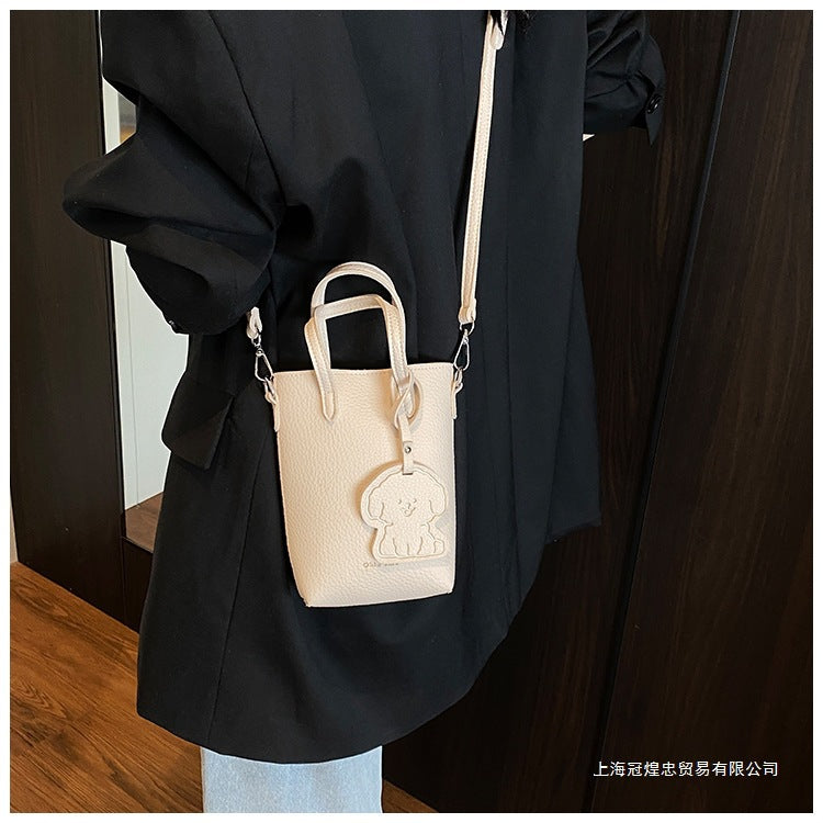 Women's Bag Single Shoulder Crossbody Bag Versatile Handbag New Simple Style Basket Fashionable Spring2025Fashion
